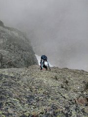 Aig. de l'Index, parete W: sesto tiro