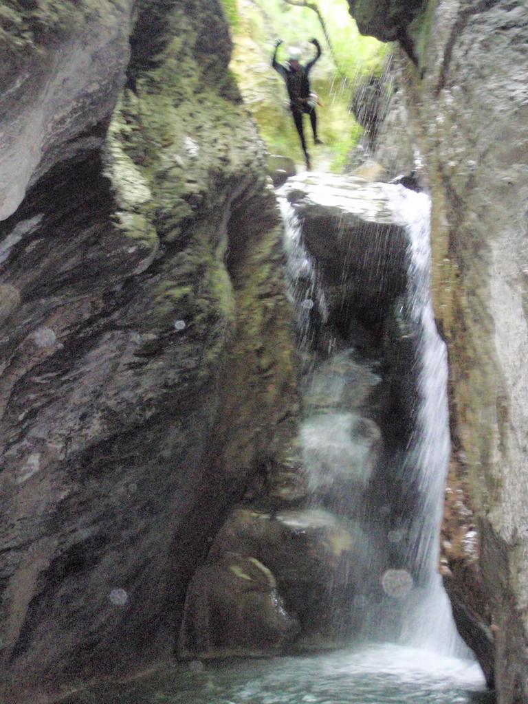 Roby sul salto di 9 mt