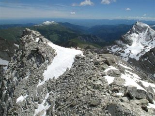 Verso l'altra croce vetta