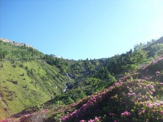 Salendo verso il vallone do Rouen