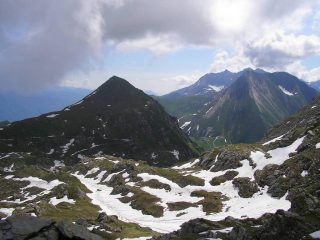 M.te Pintas e Pelvo in mezzo il colle delle finestre