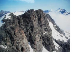 Il dirimpettaio Dome de Cian...