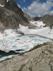Il lago mediano e dietro il colletto del Valasco