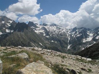 La bella mulattiera e dietro la Ghiliè per gli scialpinisti