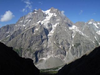 Il Pelvoux dall'attacco di Engat's aux Arcas