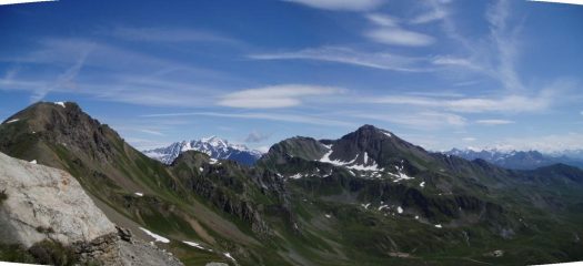 panorama su monte rosso di vertosan gr. combin fallere e rosa