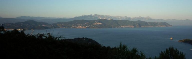 Le apuane e il golfo di la Spezia