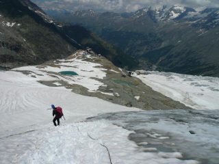 la parte terminale della discesa vs Langflue (Saa Fee sul fondovalle)