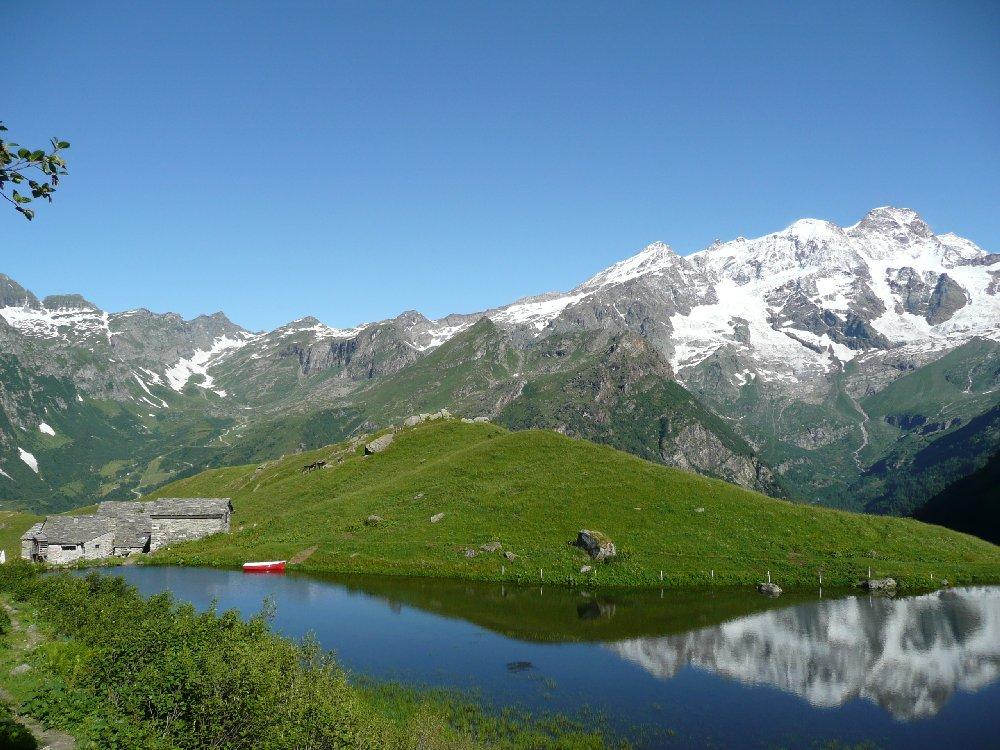 Alpe Campo e laghetto