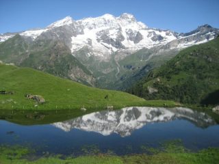 doppia veduta del versante valsesiano del monte Rosa...