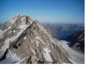 Il gruppo della Verte e a dx il bacino glaciale d'Anrgentiere dalla vetta dell'Aig du Triolet