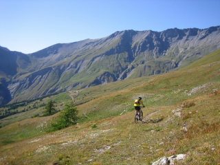 ampi prati verso Pian delle Stelle