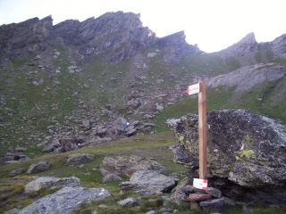 passo Soustra e la rocca del Castello