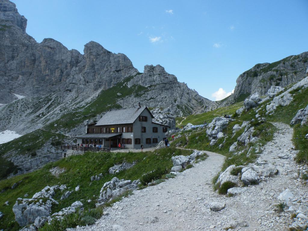 Rifugio A.Sonino al Coldai