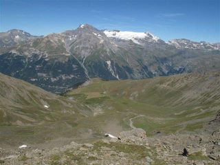 Salendo alla Clairy uno sguardo verso il ghiacciaio della Vanoise