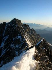 Il Dom appare piuttosto lontano!