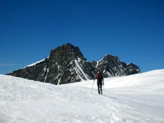 Il Taschhorn ed il Dom dalla cima dell'Alphubel