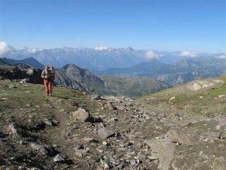Salendo, dietro un bel panorama