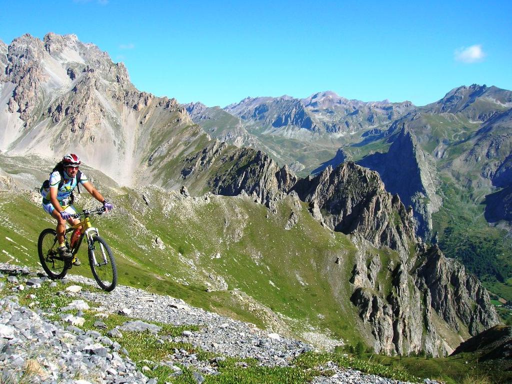 Scorci da togliere il fiato salendo P. Cavalla