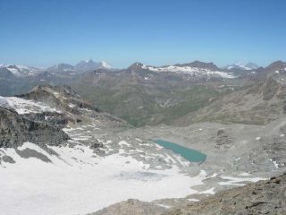 Panorama da sotto la cima della P.ta Girard