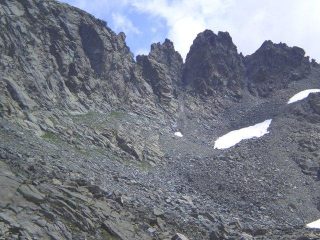 il lungo traverso che conduce al passo di Traversette