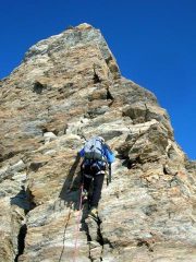 Un torrione di bella roccia  rossa
