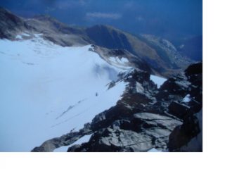 La cresta nord-est dalla vetta...