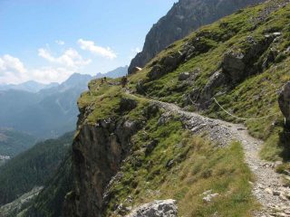 in discesa dopo il rifugio Stroppia