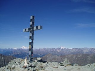 la croce di vetta fra binco e combin