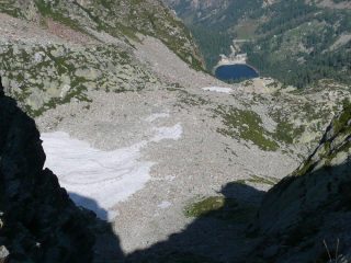 Nevai dietro il Mars e lago Vargno.