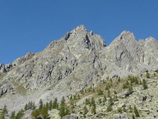 la vetta dal sentiero per il remondino