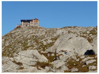 la Carschina Hutte