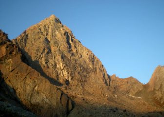 Uja di Mondrone con sulla sx il Passo dell'Ometto