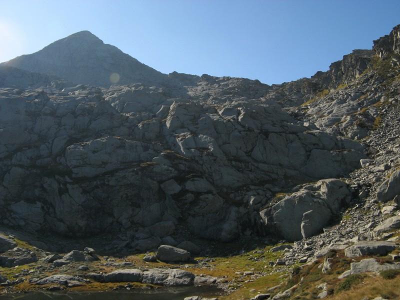 Punta Dondogna e a destra Colle Valbella