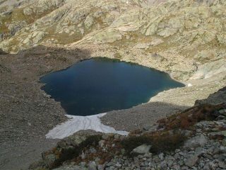 Lac Nirè dove si scende