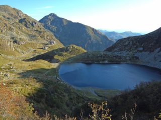 Il Lago del Mucrone al mattino.