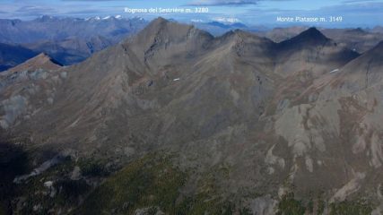 panorami osservati dalla Cima del Pelvo...02 (11-10-2009)