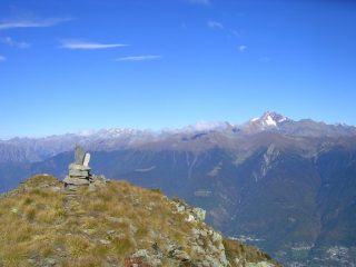 Sulla cima del monte Vespolo