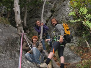 Gli amici nell'ultima doppia sotto il Precipizio.