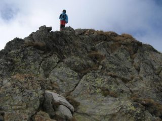 Tratto roccioso poco sotto la cima del Giavino