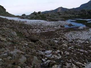 Resti di una valanga presso i Laghi della Furce