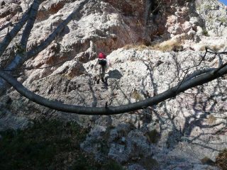 Discesa attrezzata, ultimo tratto.