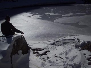 il sole sta per abbandonare il lago