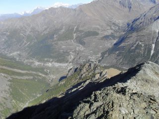 Cogne e Gimillan dalla punta con panorama sul Gran Combin