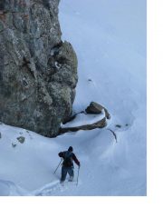 C'e molta neve oltre il colle di Malaura...