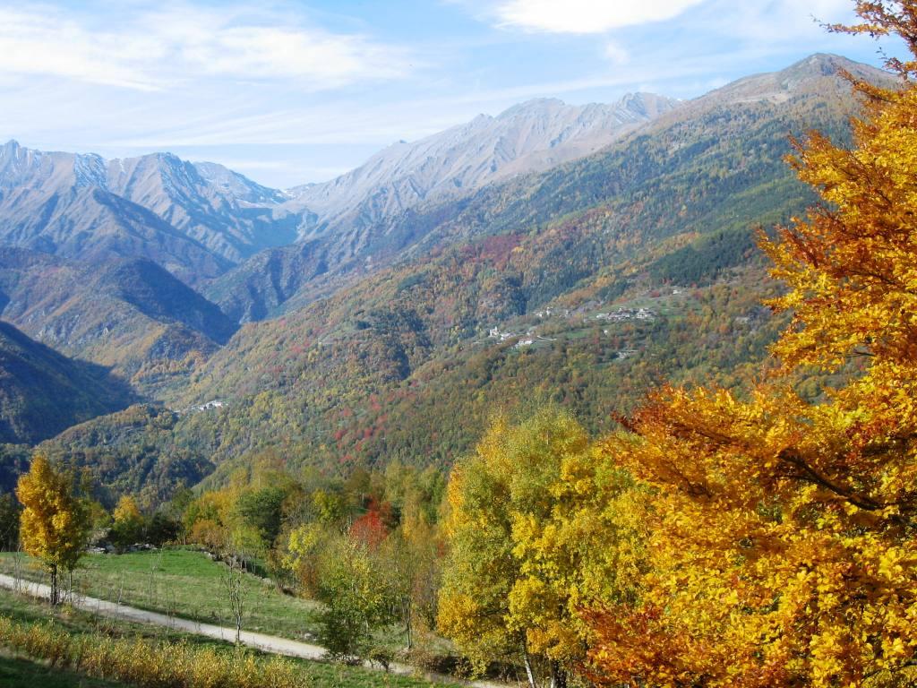 in discesa verso la valle Germanasca