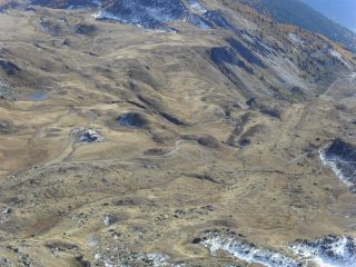 Il rifugio in costruzione  in localita' le Crotte
