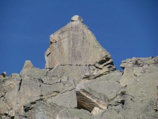 Conformazioni rocciose della cresta