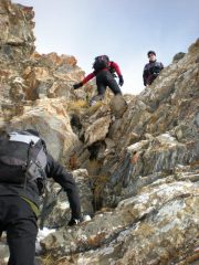 si scala il breve castello roccioso