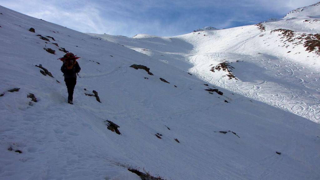 salendo i pendii di sinistra del Vallon du Crachet (21-11-2009)